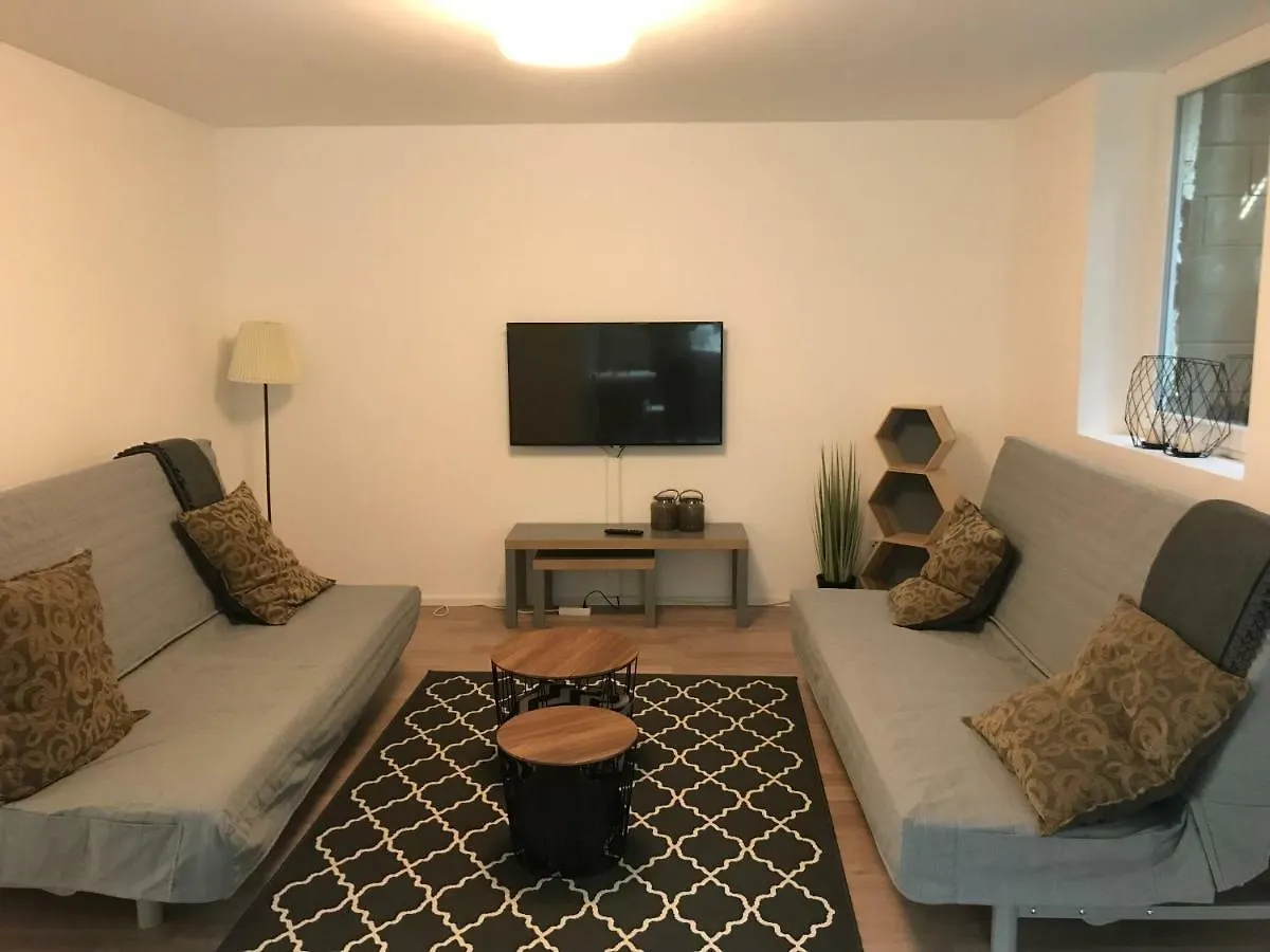 Apartment Am Stadion Mungersdorf - Uni Koln - Sporthochschule
